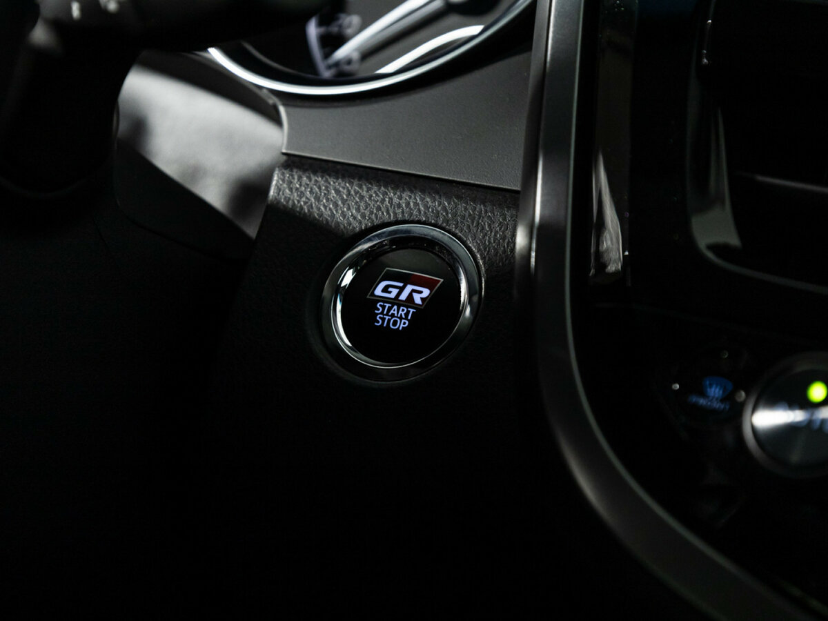 Toyota Camry 2022 года с пробегом. Фото: #17