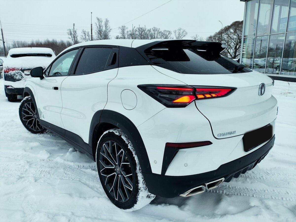 Changan UNI-T 2023 года с пробегом. Фото: #3