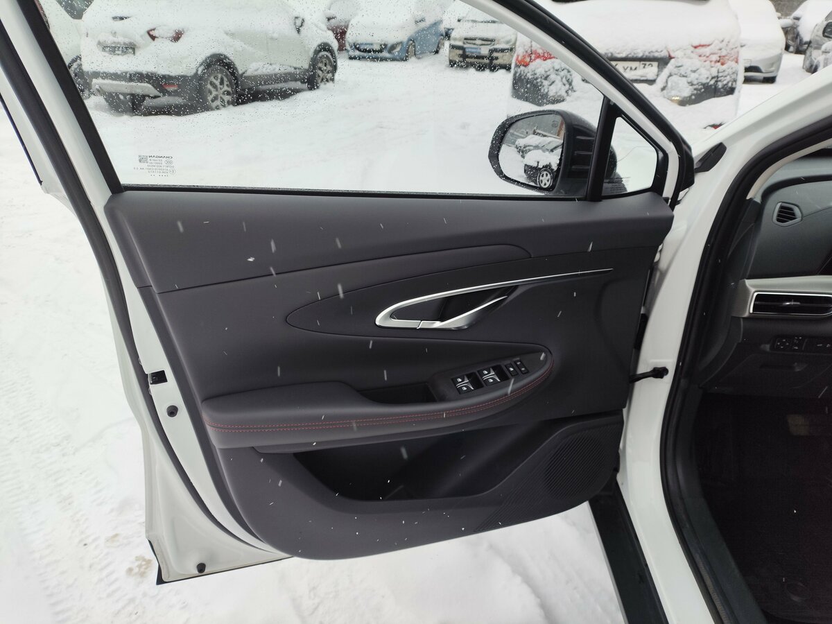 Changan UNI-T 2023 года с пробегом. Фото: #12