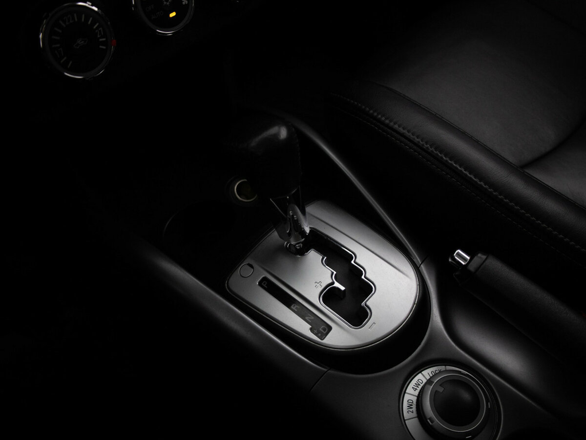 Б/У Пежо 4007 2012 года. Фото: #8