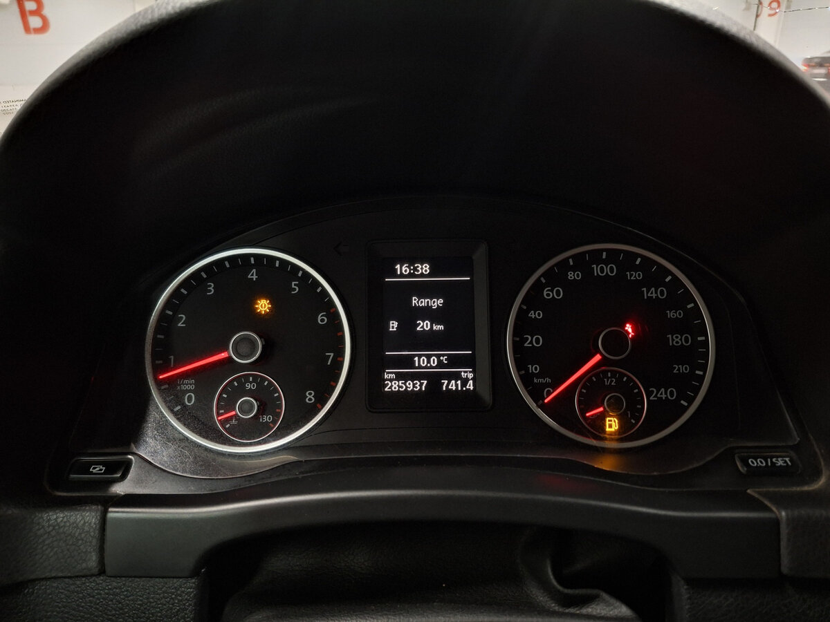 Volkswagen Tiguan 2010 года с пробегом. Фото: #12