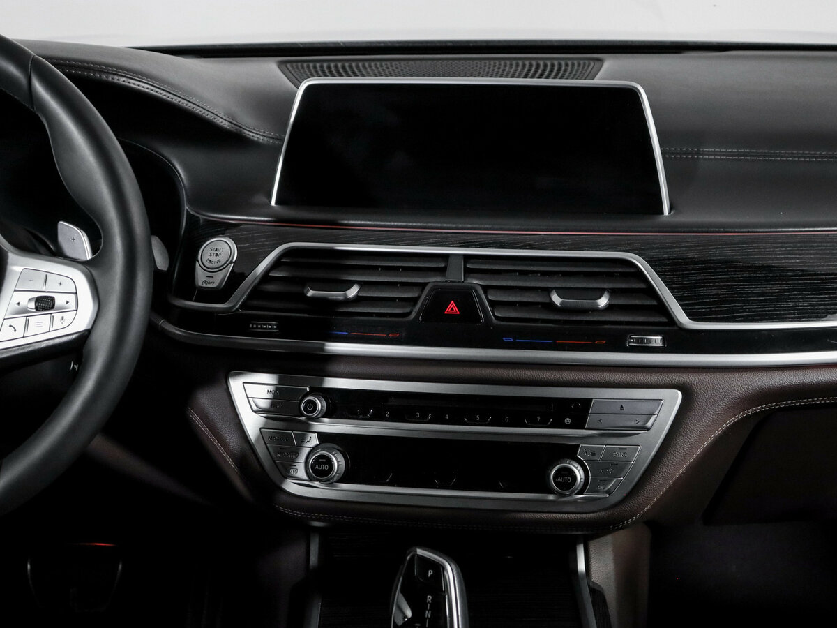 BMW 7 серии 2019 года с пробегом. Фото: #10