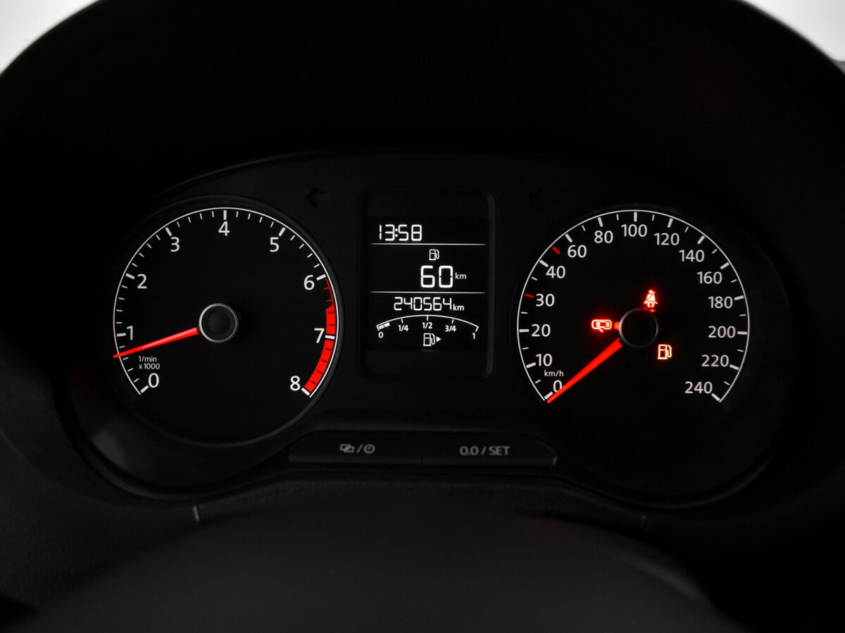 Б/У Фольксваген Поло 2015 года. Фото: #15