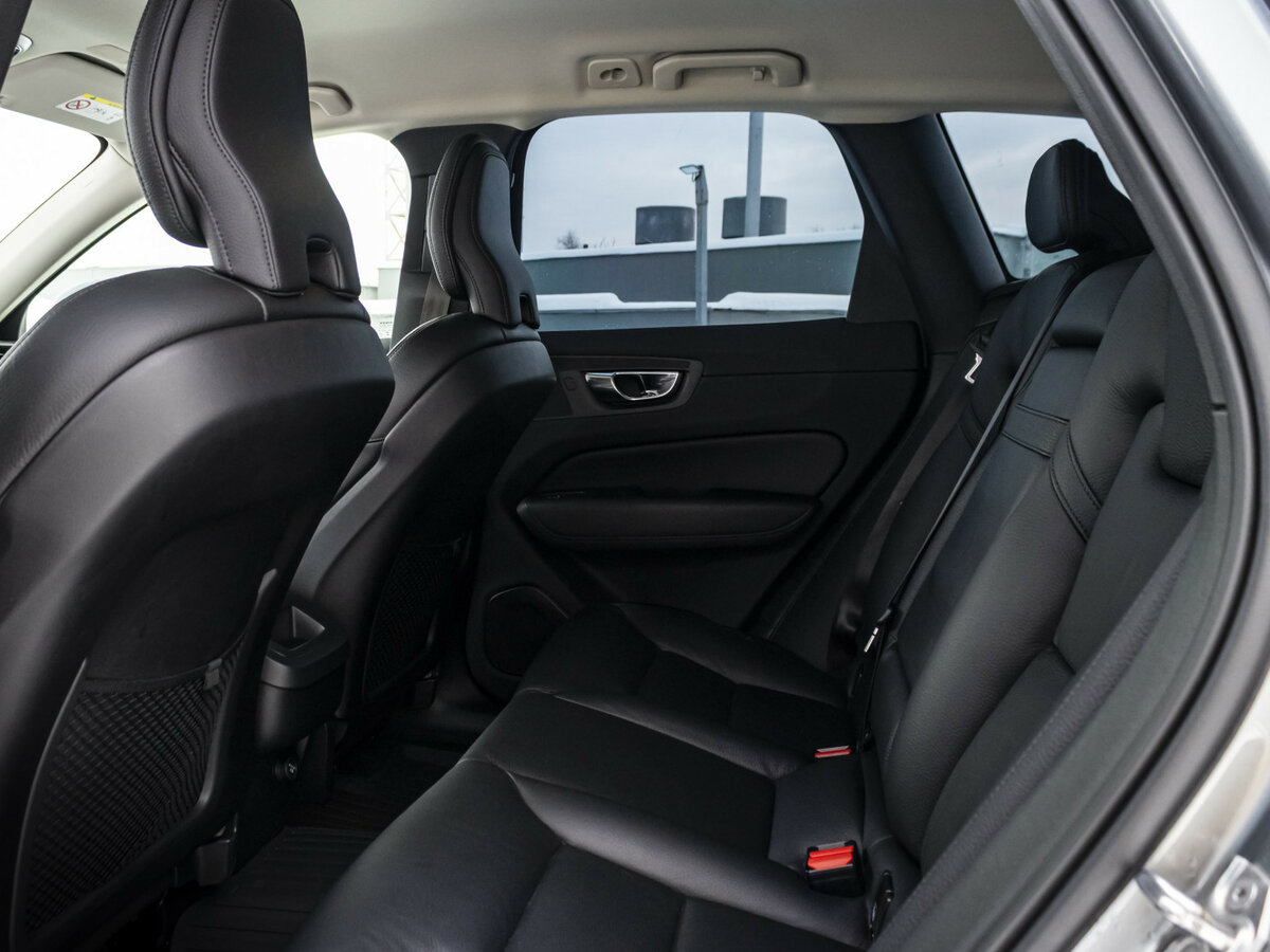 Volvo XC60 2019 года с пробегом. Фото: #14
