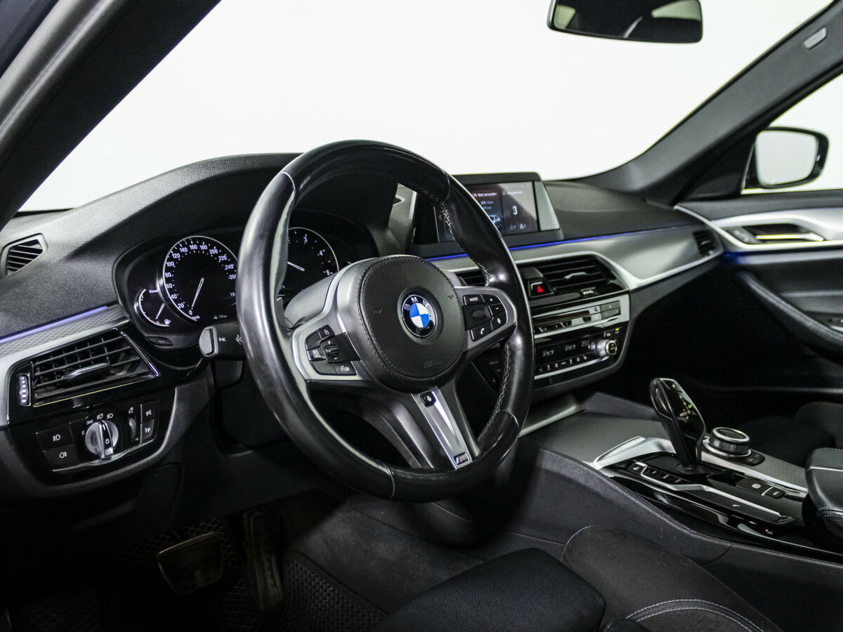 BMW 5 серии 2019 года с пробегом. Фото: #8