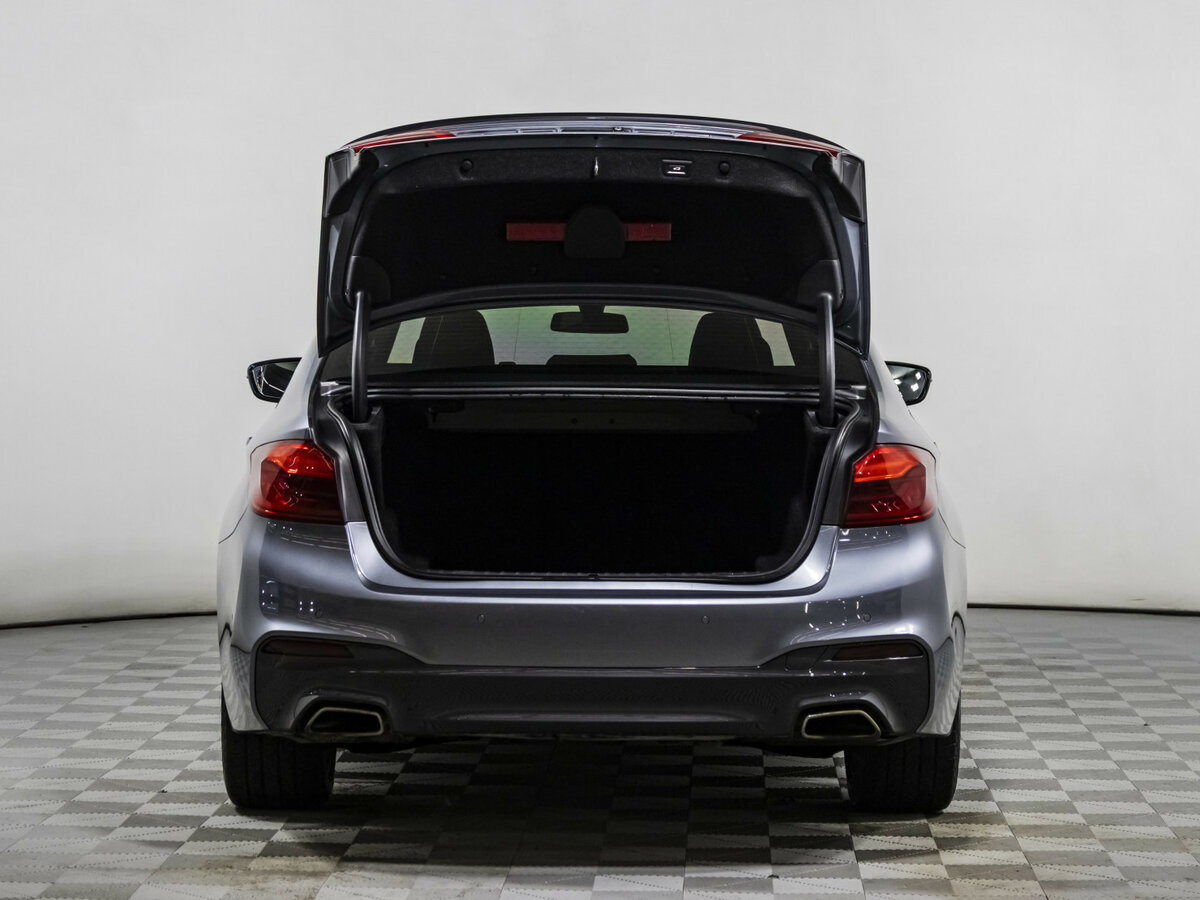 BMW 5 серии 2019 года с пробегом. Фото: #15