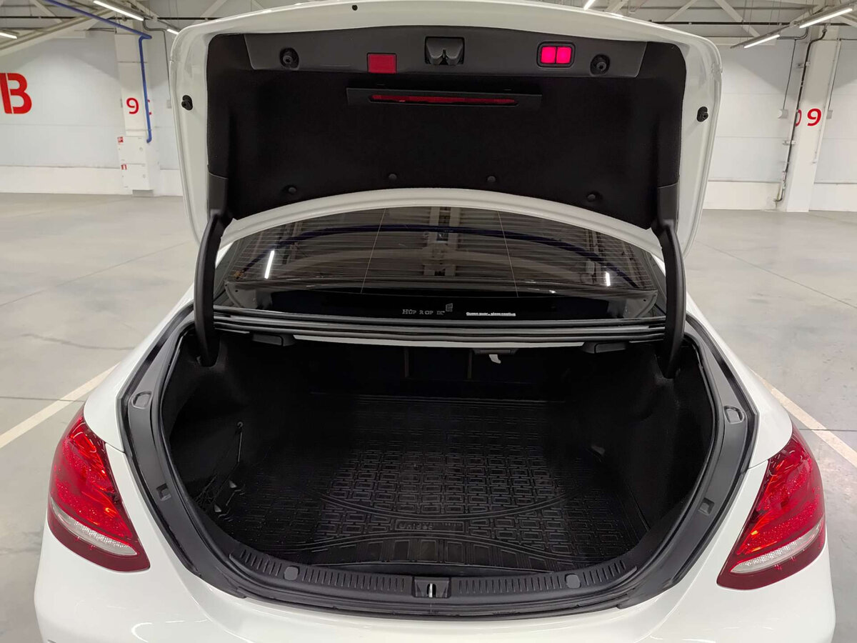 Mercedes-Benz E-Класс 2020 года с пробегом. Фото: #9
