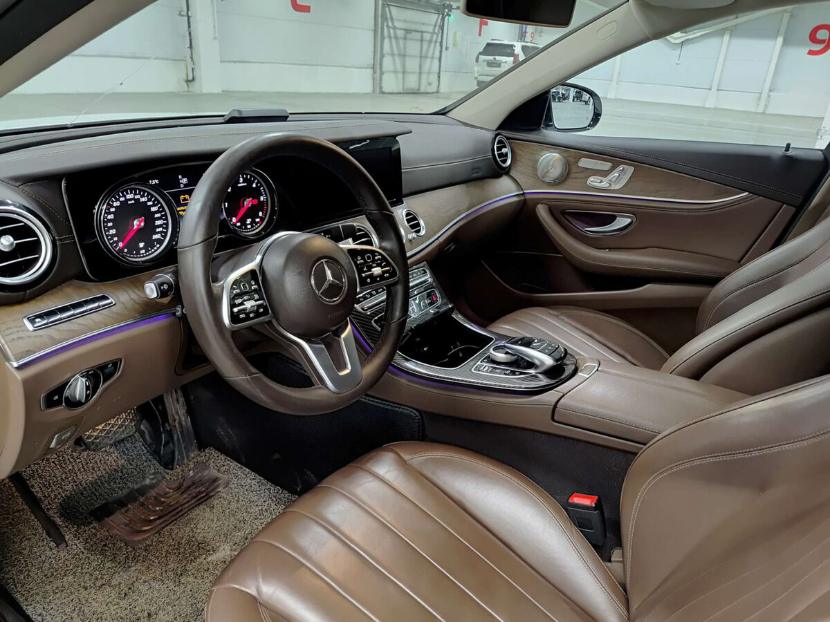 Mercedes-Benz E-Класс 2020 года с пробегом. Фото: #15