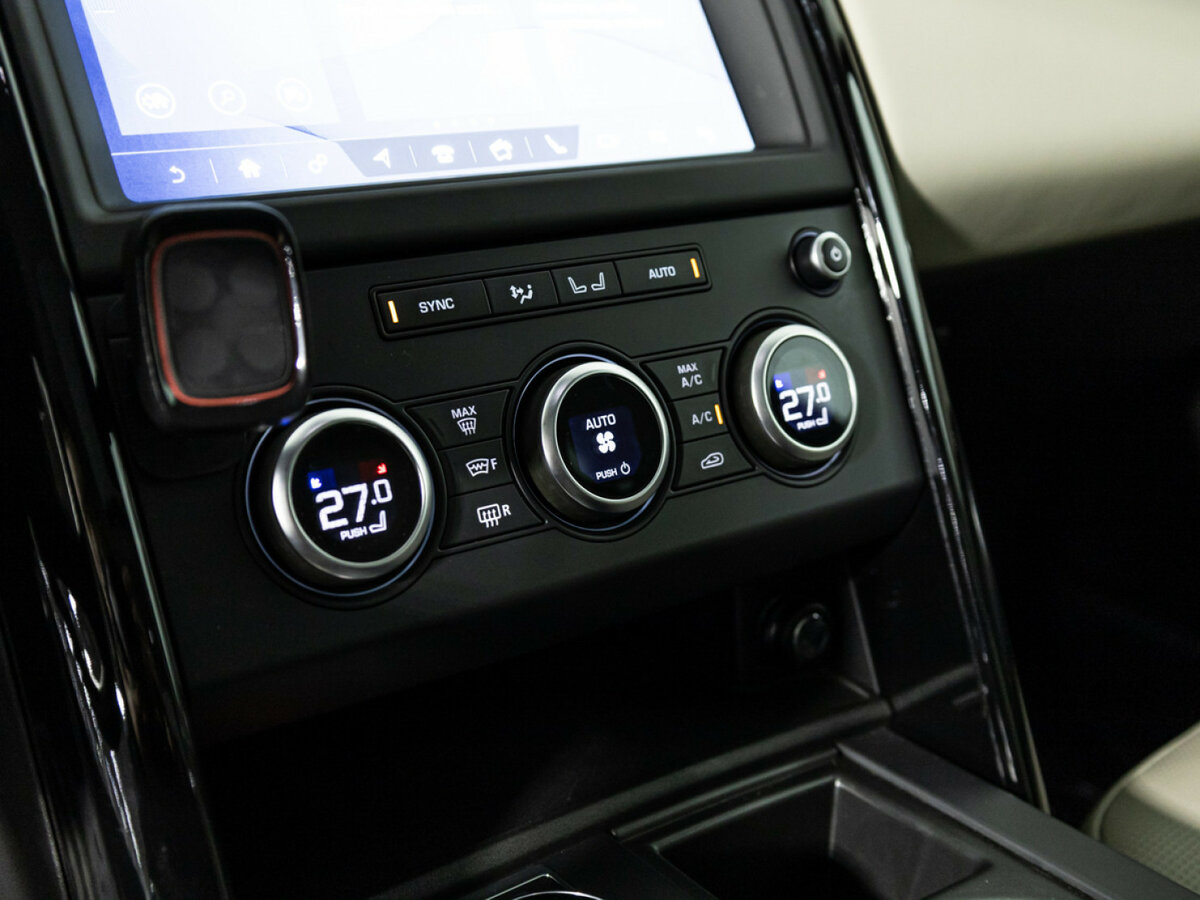 Land Rover Discovery 2020 года с пробегом. Фото: #18