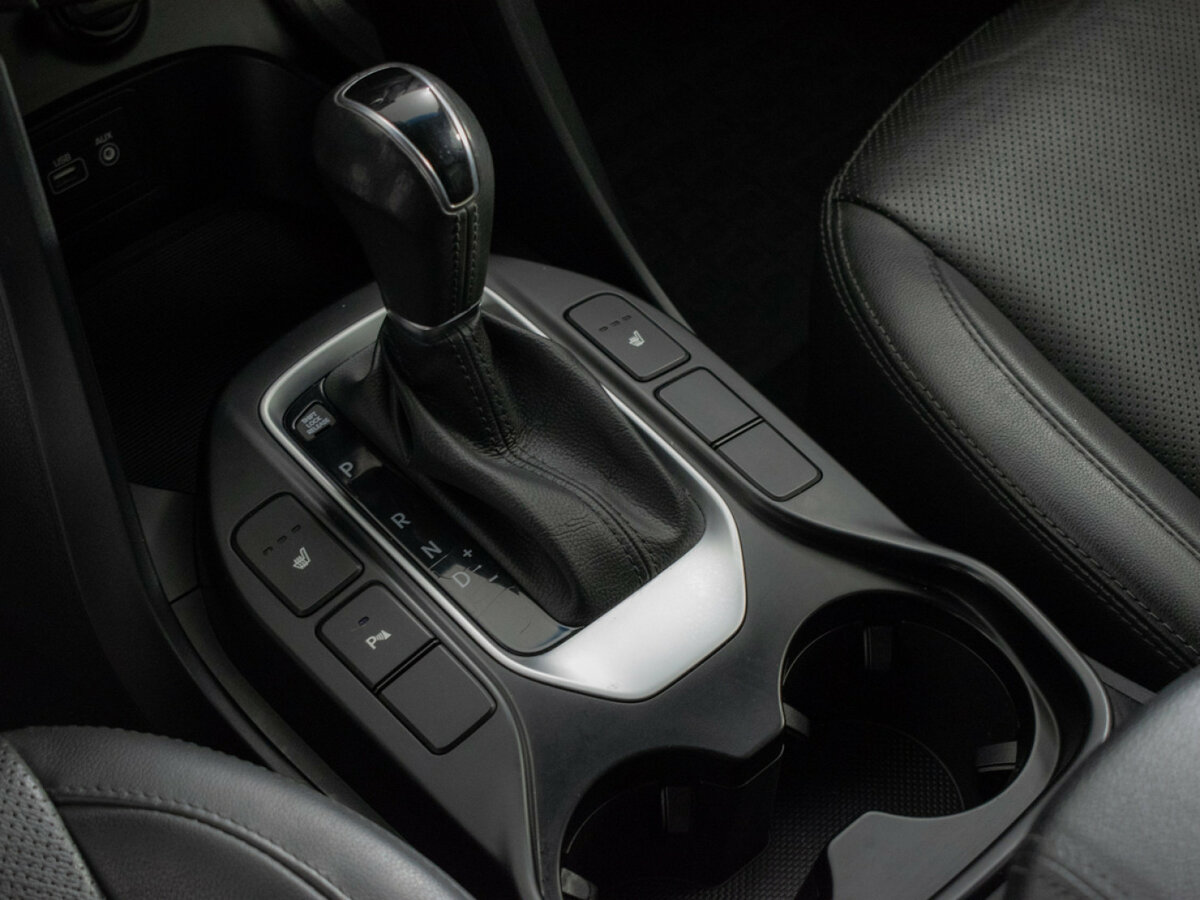 Hyundai Santa Fe 2017 года с пробегом. Фото: #10