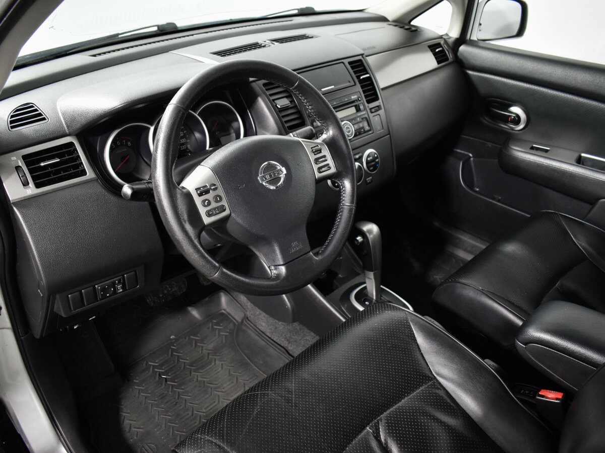 Nissan Tiida 2008 года с пробегом. Фото: #8