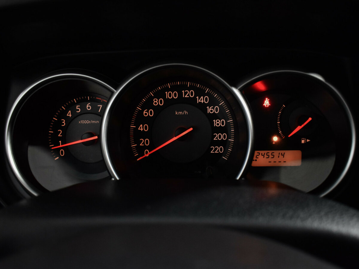 Nissan Tiida 2008 года с пробегом. Фото: #19