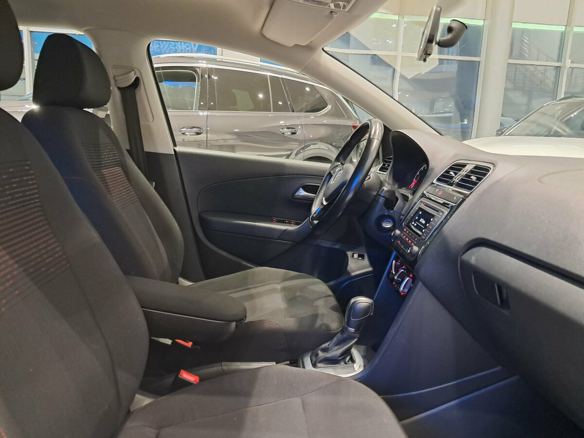 Volkswagen Polo 2017 года с пробегом. Фото: #10