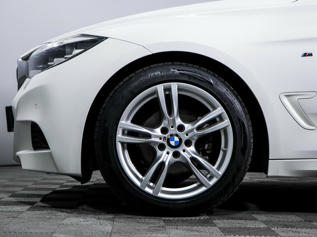 BMW 3 серии 2018 года с пробегом. Фото: #12