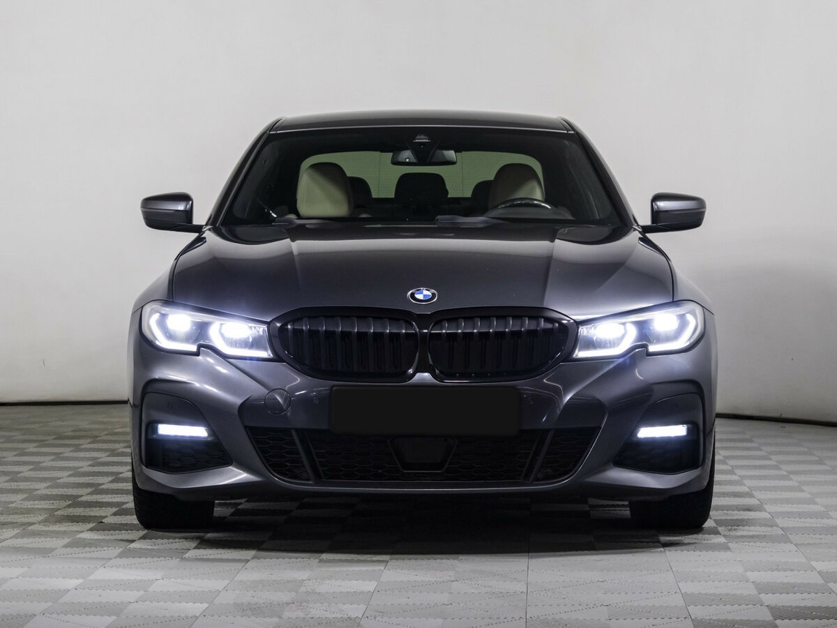 BMW 3 серии 2020 года с пробегом. Фото: #1