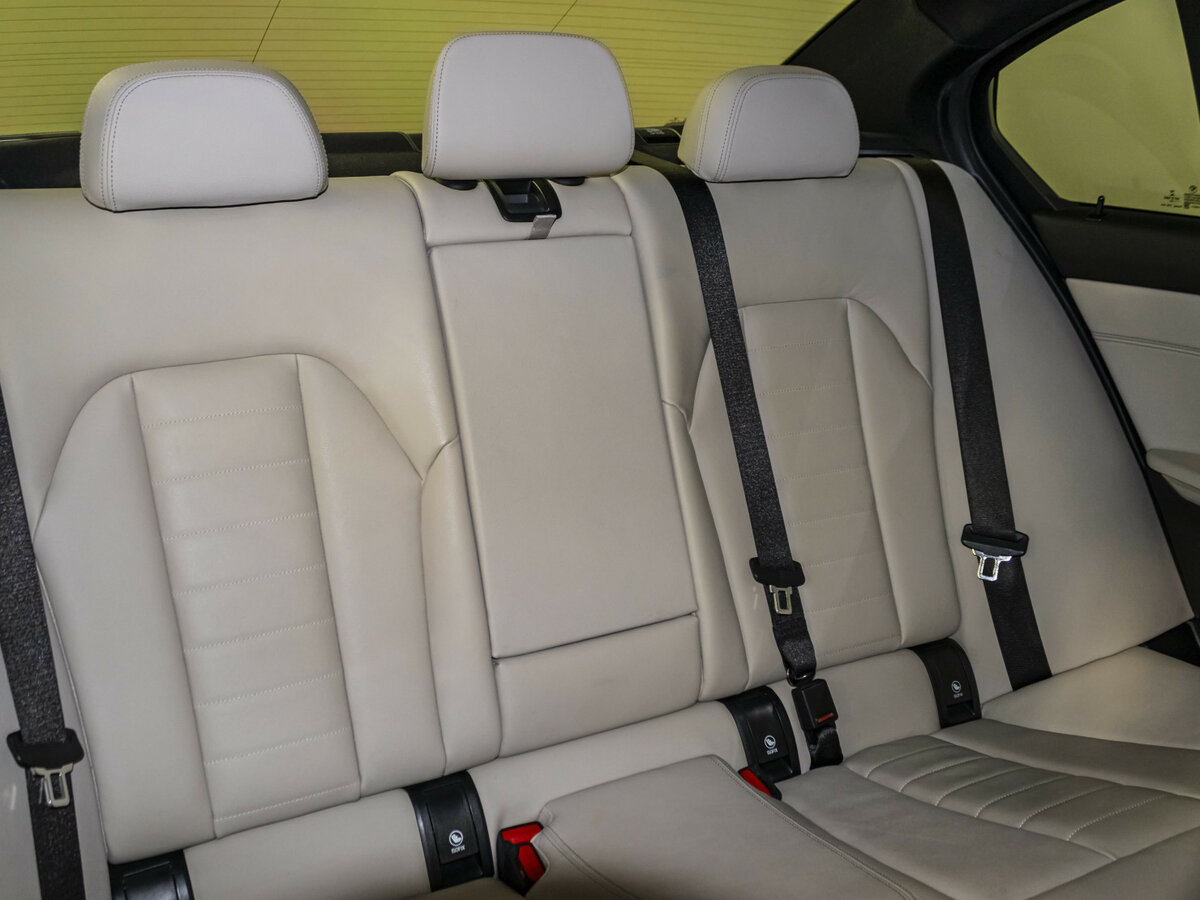 BMW 3 серии 2020 года с пробегом. Фото: #12