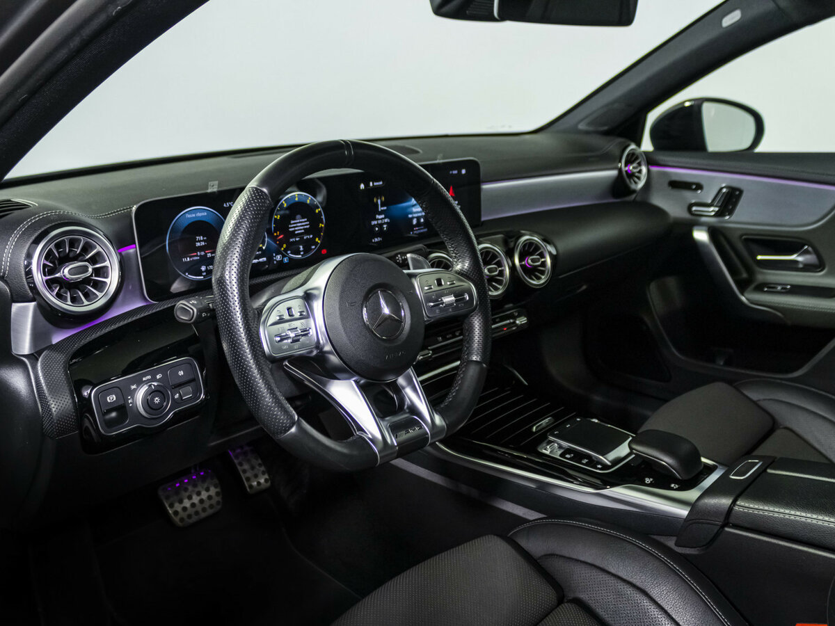 Mercedes-Benz A-Класс AMG 2019 года с пробегом. Фото: #9