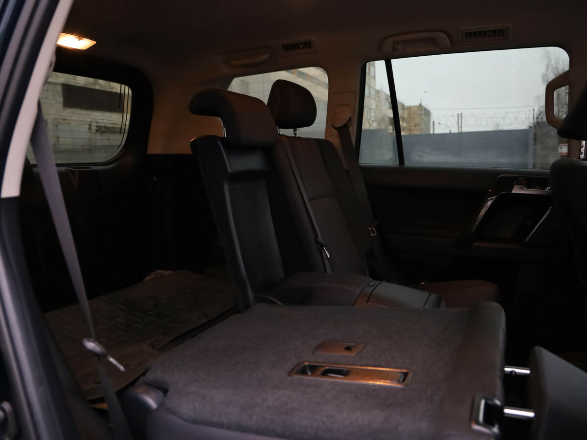 Toyota Land Cruiser Prado 2021 года с пробегом. Фото: #10