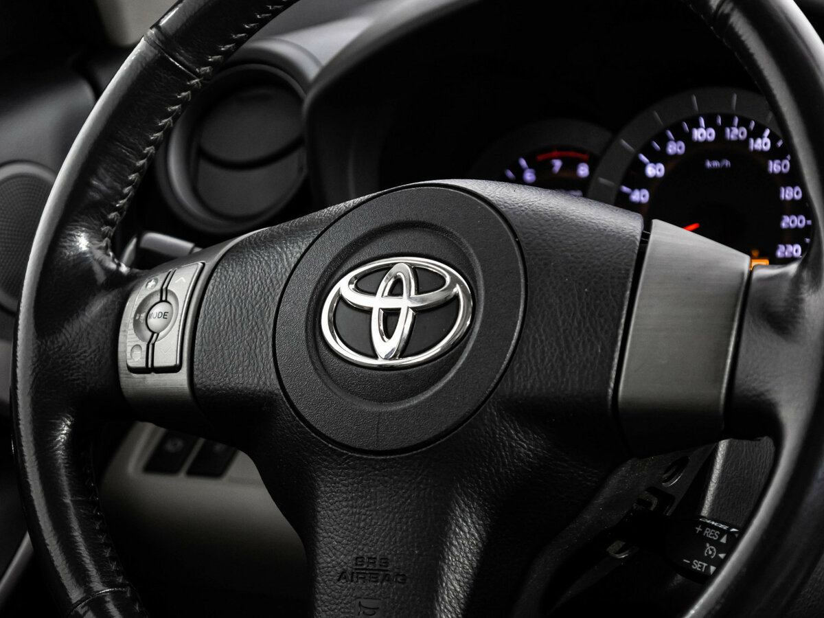 Toyota RAV4 2006 года с пробегом. Фото: #8