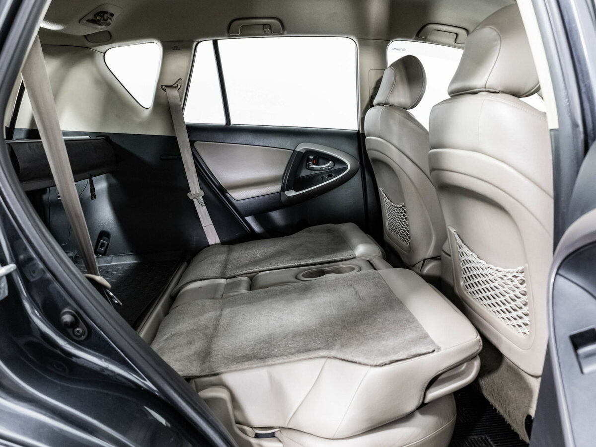 Toyota RAV4 2006 года с пробегом. Фото: #15