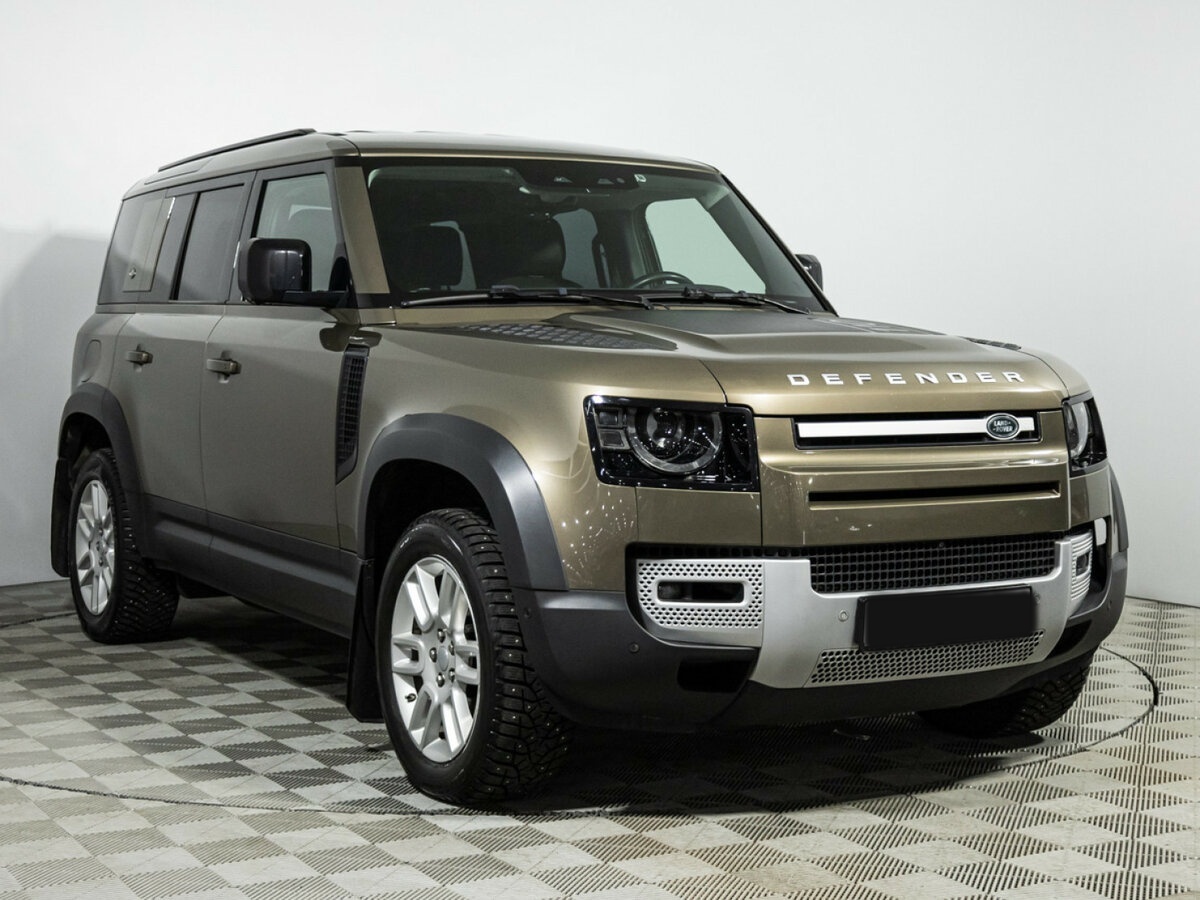 Land Rover Defender 2021 года с пробегом. Фото: #1