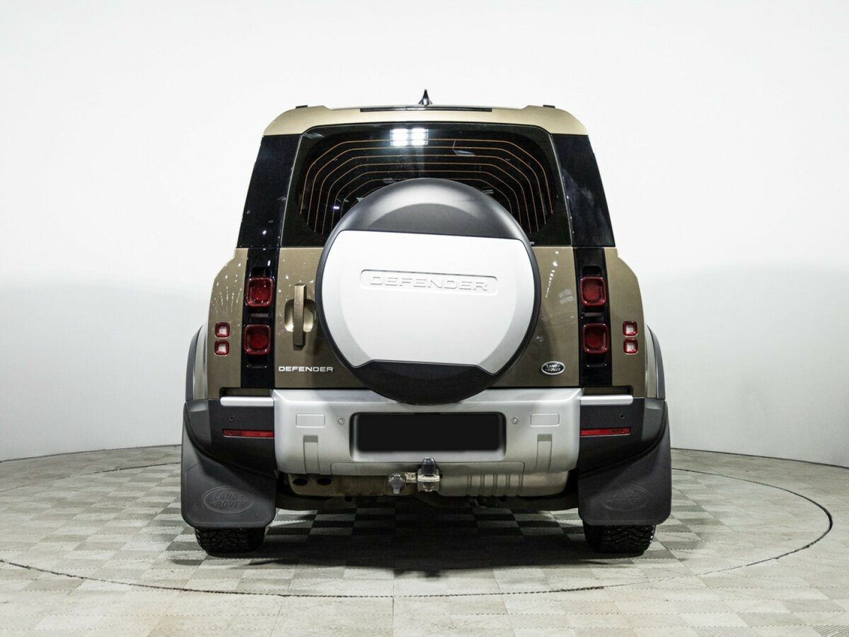 Land Rover Defender 2021 года с пробегом. Фото: #3