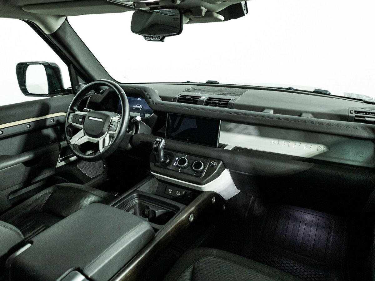 Land Rover Defender 2021 года с пробегом. Фото: #5