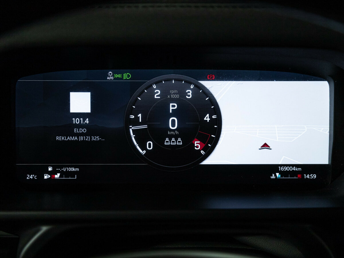 Land Rover Defender 2021 года с пробегом. Фото: #8