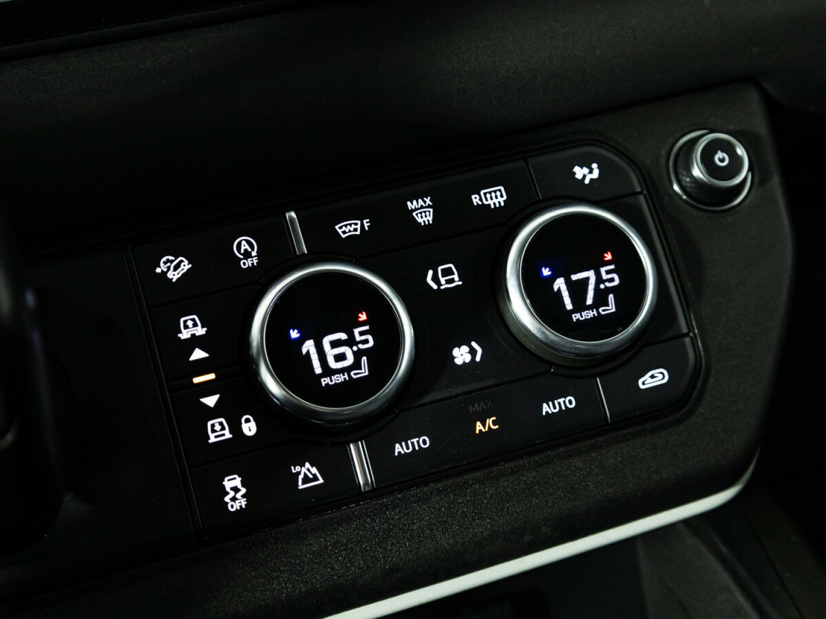 Land Rover Defender 2021 года с пробегом. Фото: #13