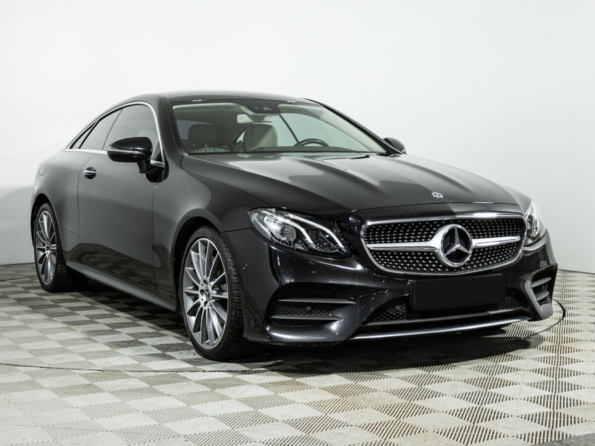 Mercedes-Benz E-Класс 2019 года с пробегом. Фото: #2