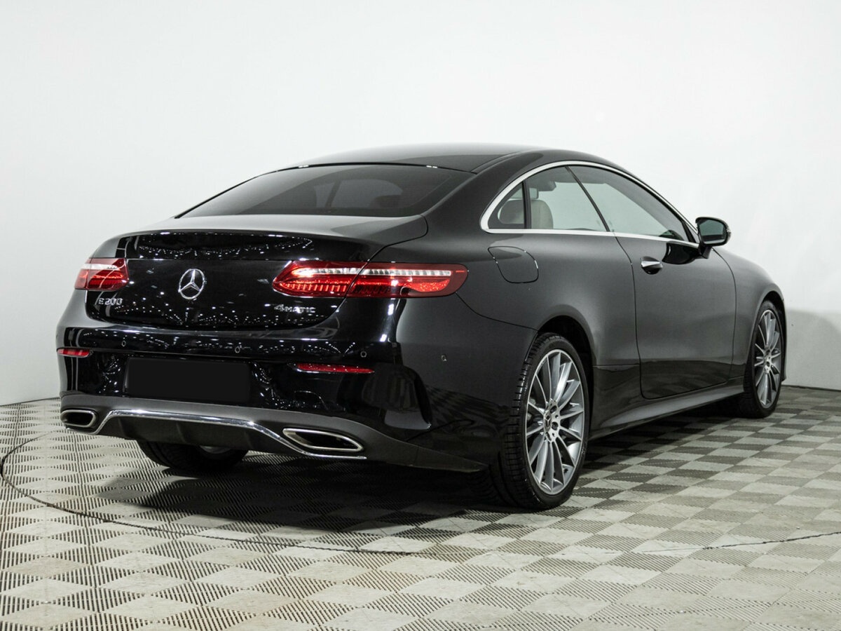 Mercedes-Benz E-Класс 2019 года с пробегом. Фото: #4