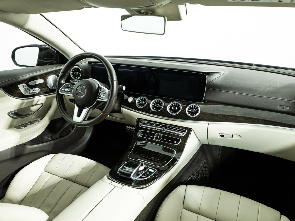 Mercedes-Benz E-Класс 2019 года с пробегом. Фото: #8