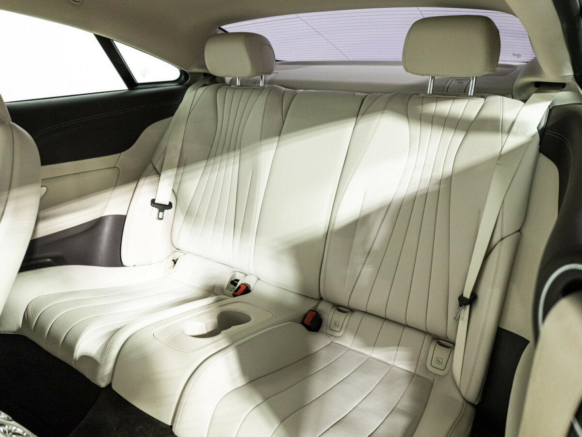 Mercedes-Benz E-Класс 2019 года с пробегом. Фото: #9