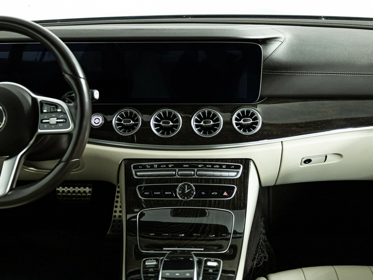 Mercedes-Benz E-Класс 2019 года с пробегом. Фото: #13