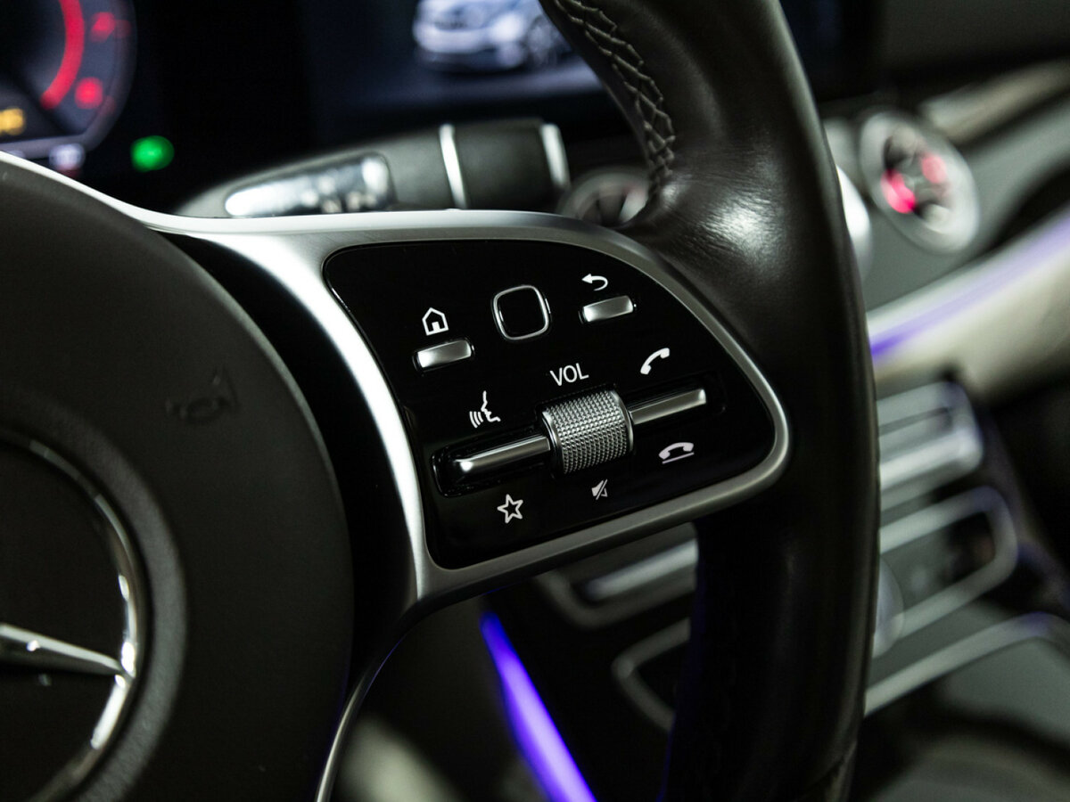 Mercedes-Benz E-Класс 2019 года с пробегом. Фото: #19