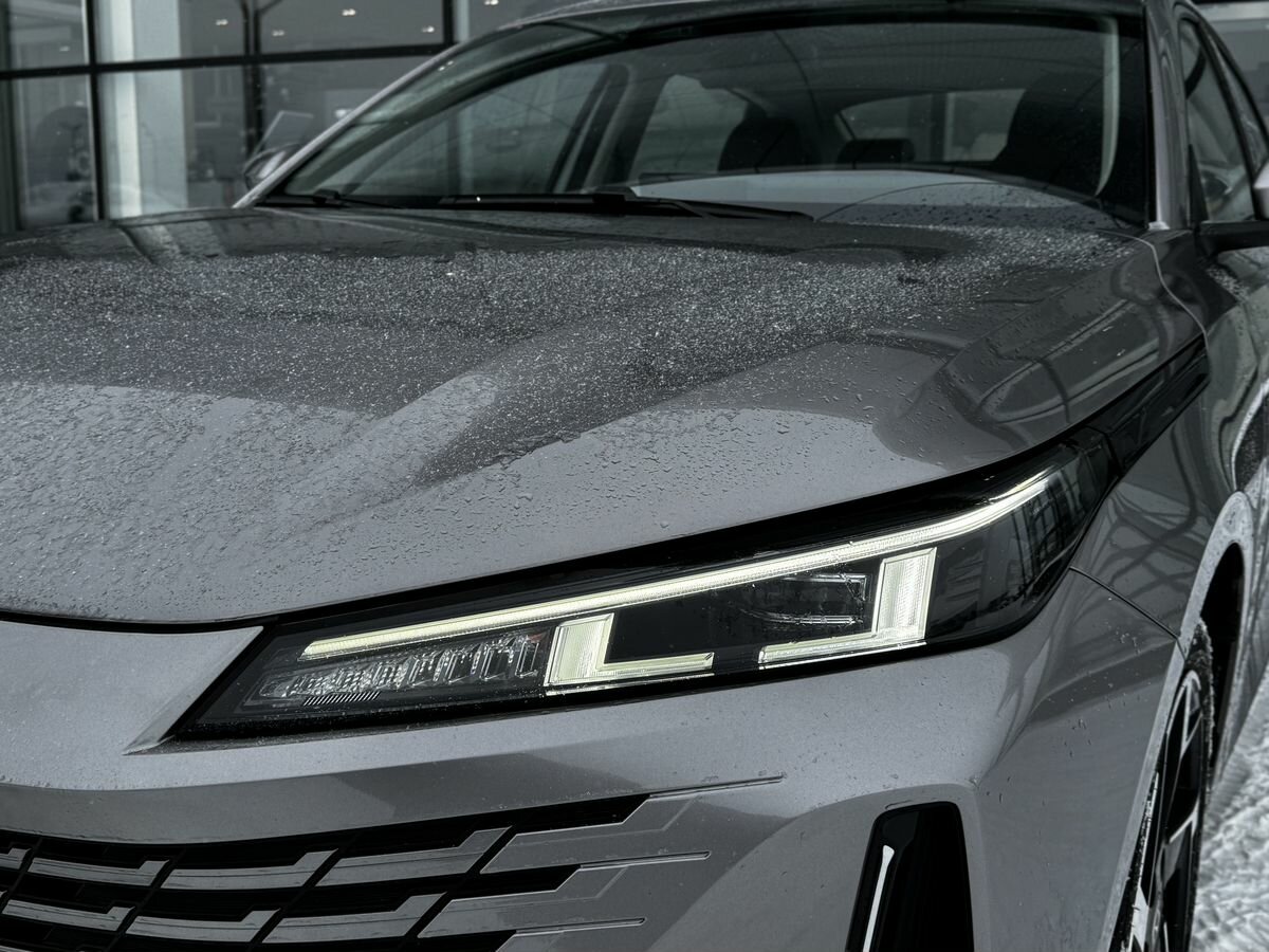 Changan Lamore 2023 года с пробегом. Фото: #2