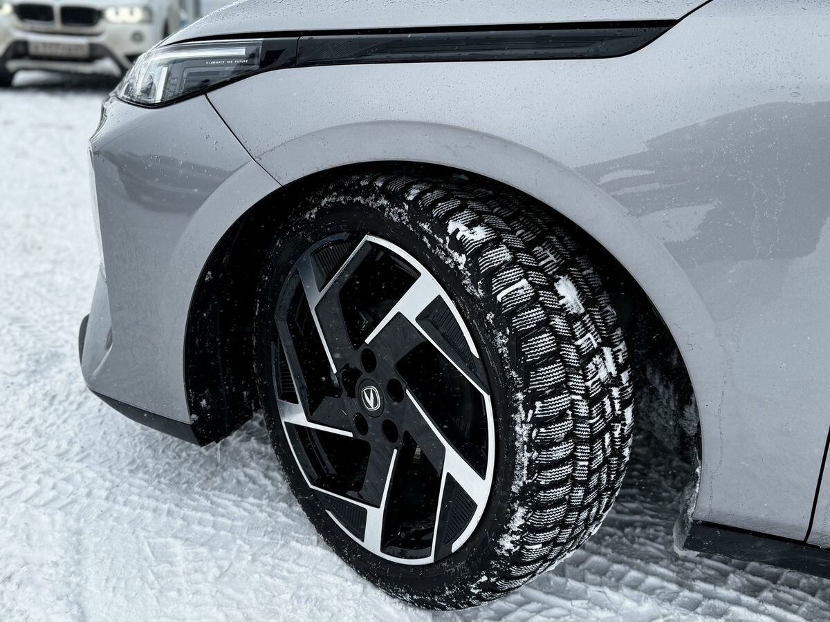 Changan Lamore 2023 года с пробегом. Фото: #3