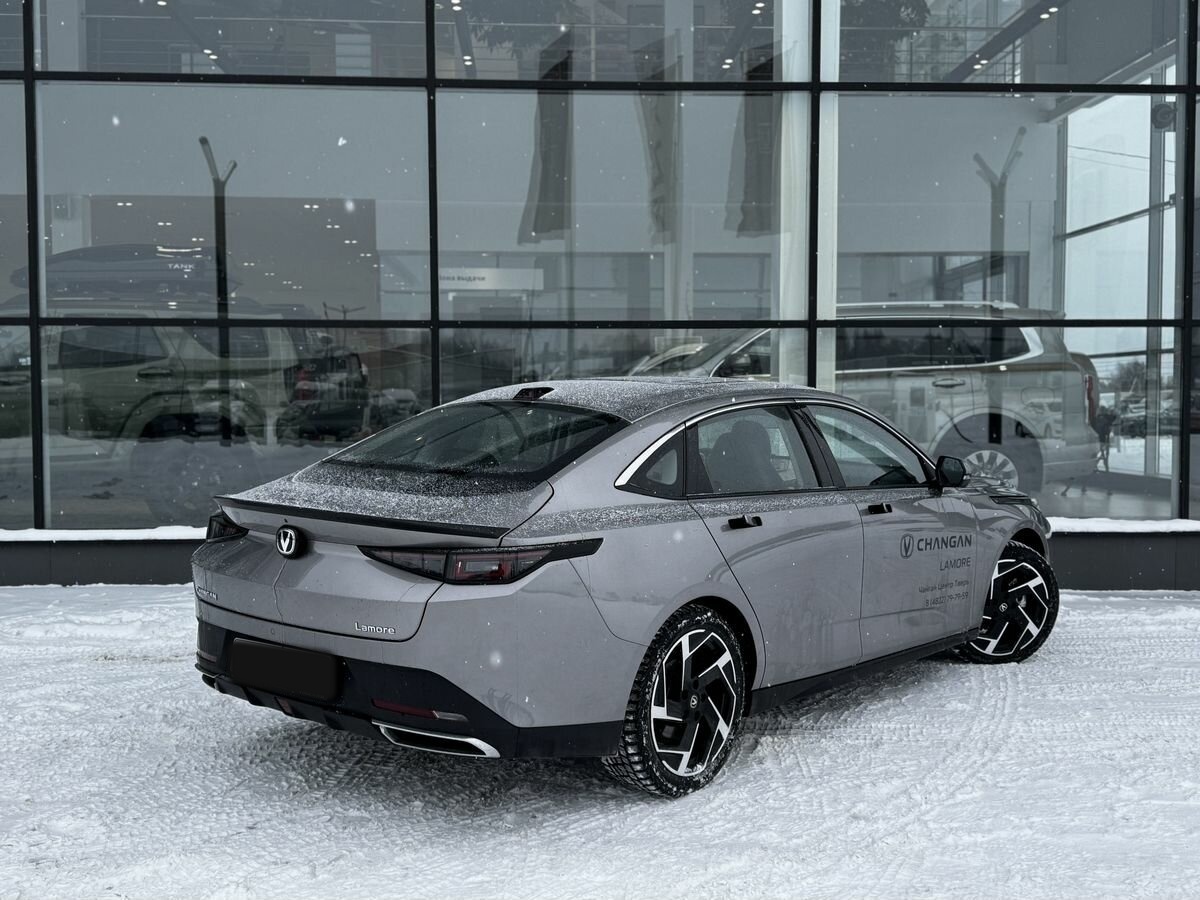 Changan Lamore 2023 года с пробегом. Фото: #11