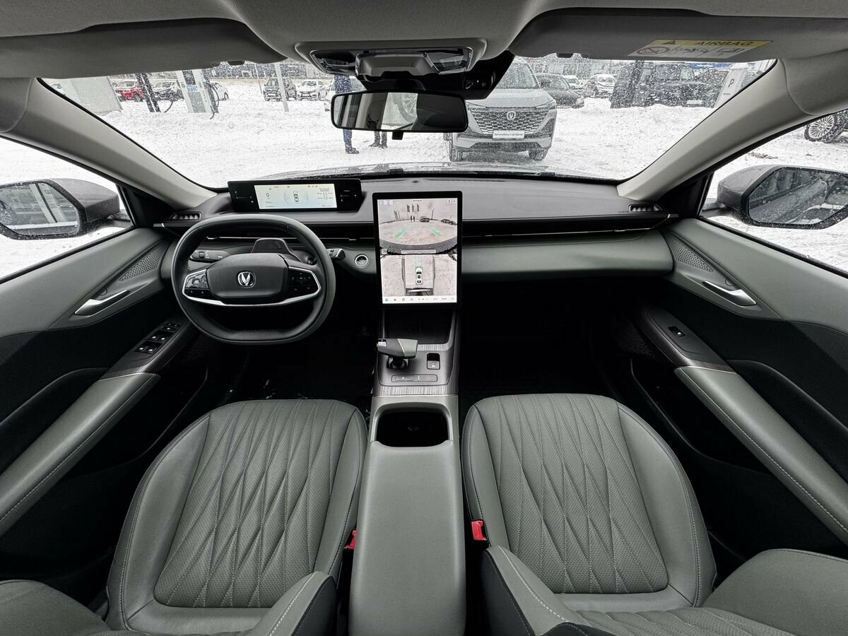 Changan Lamore 2023 года с пробегом. Фото: #20