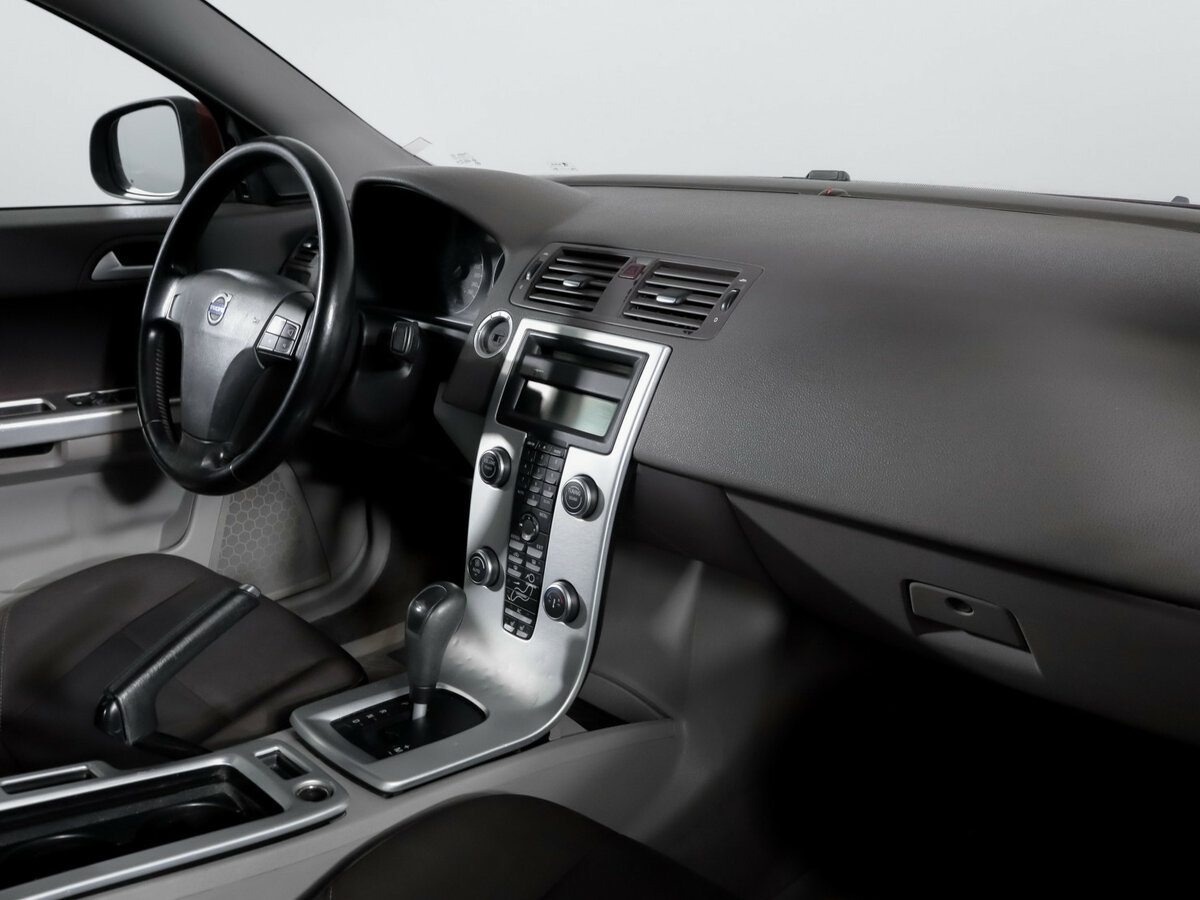 Volvo S40 2010 года с пробегом. Фото: #8