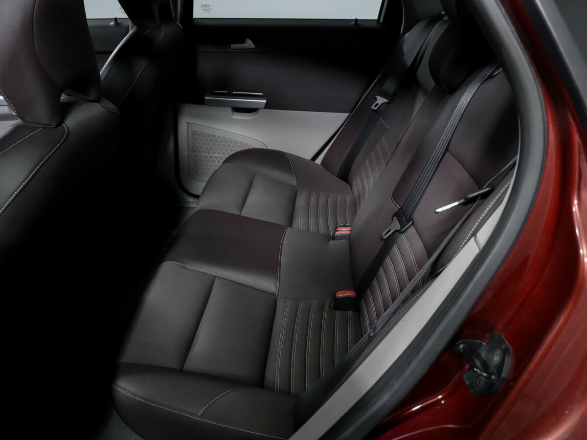 Volvo S40 2010 года с пробегом. Фото: #9