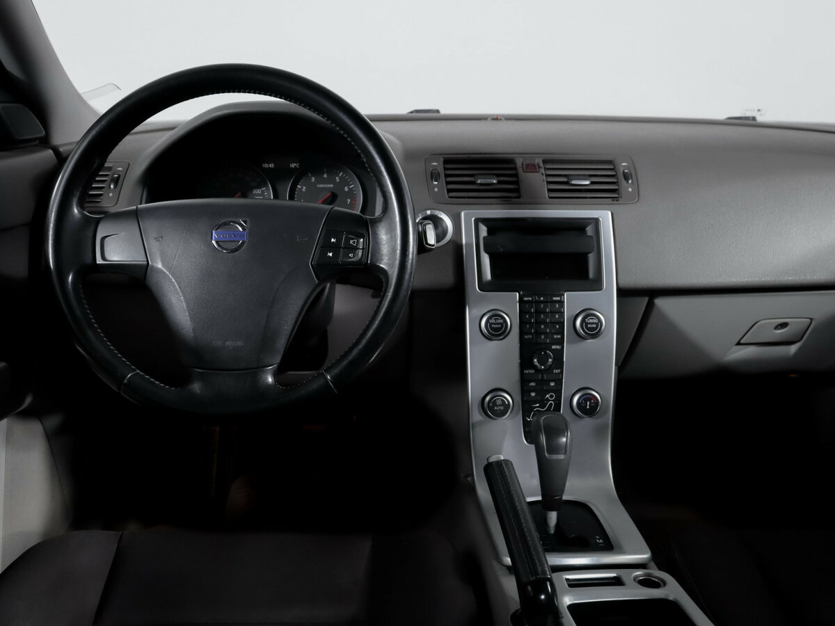 Volvo S40 2010 года с пробегом. Фото: #11