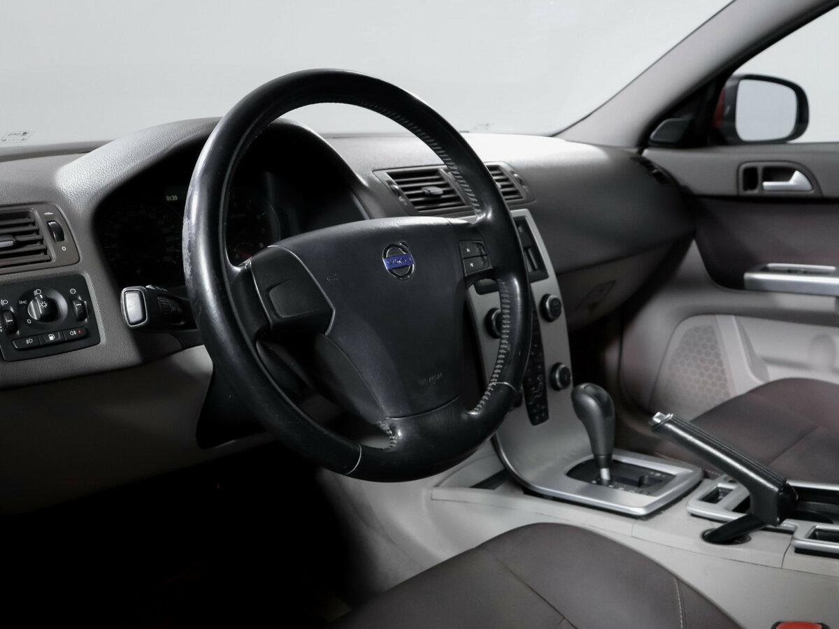 Volvo S40 2010 года с пробегом. Фото: #12