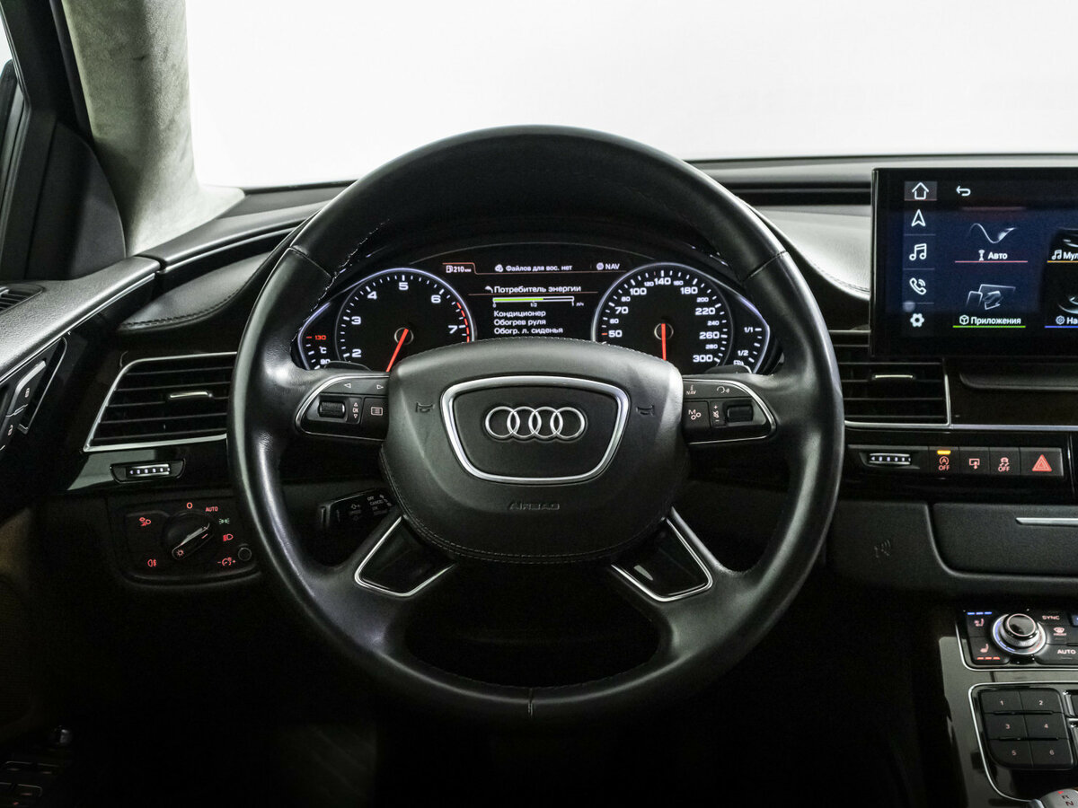 Audi A8 2014 года с пробегом. Фото: #9