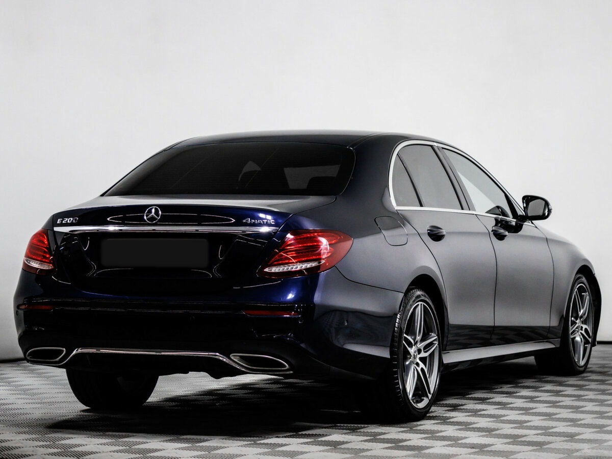 Mercedes-Benz E-Класс 2020 года с пробегом. Фото: #4