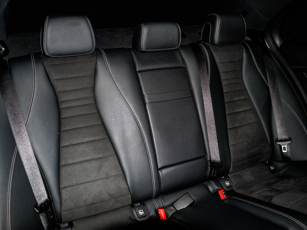 Mercedes-Benz E-Класс 2020 года с пробегом. Фото: #11