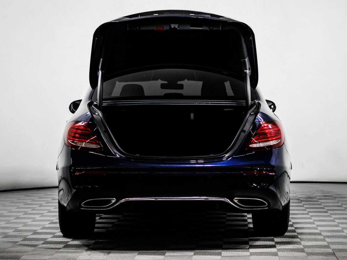 Mercedes-Benz E-Класс 2020 года с пробегом. Фото: #12