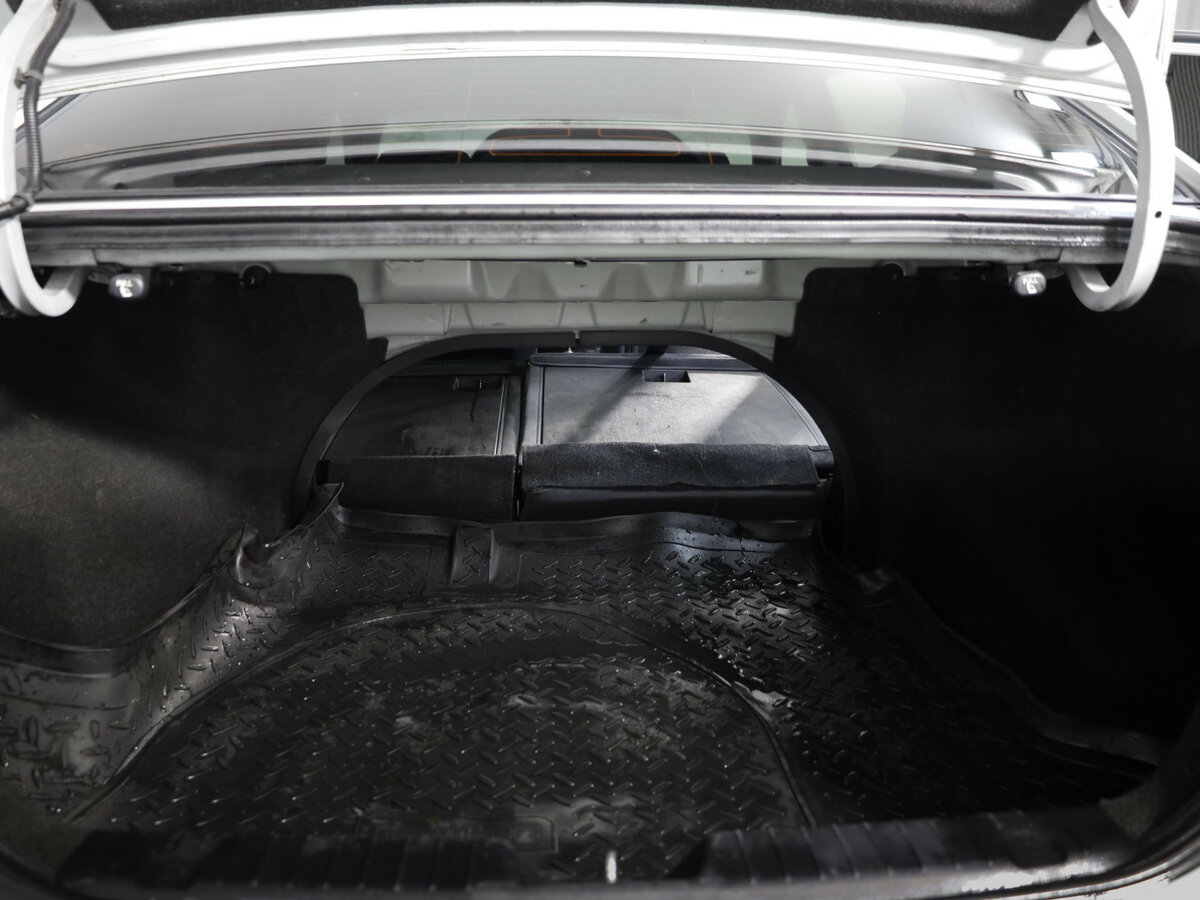 Hyundai Elantra 2008 года с пробегом. Фото: #18