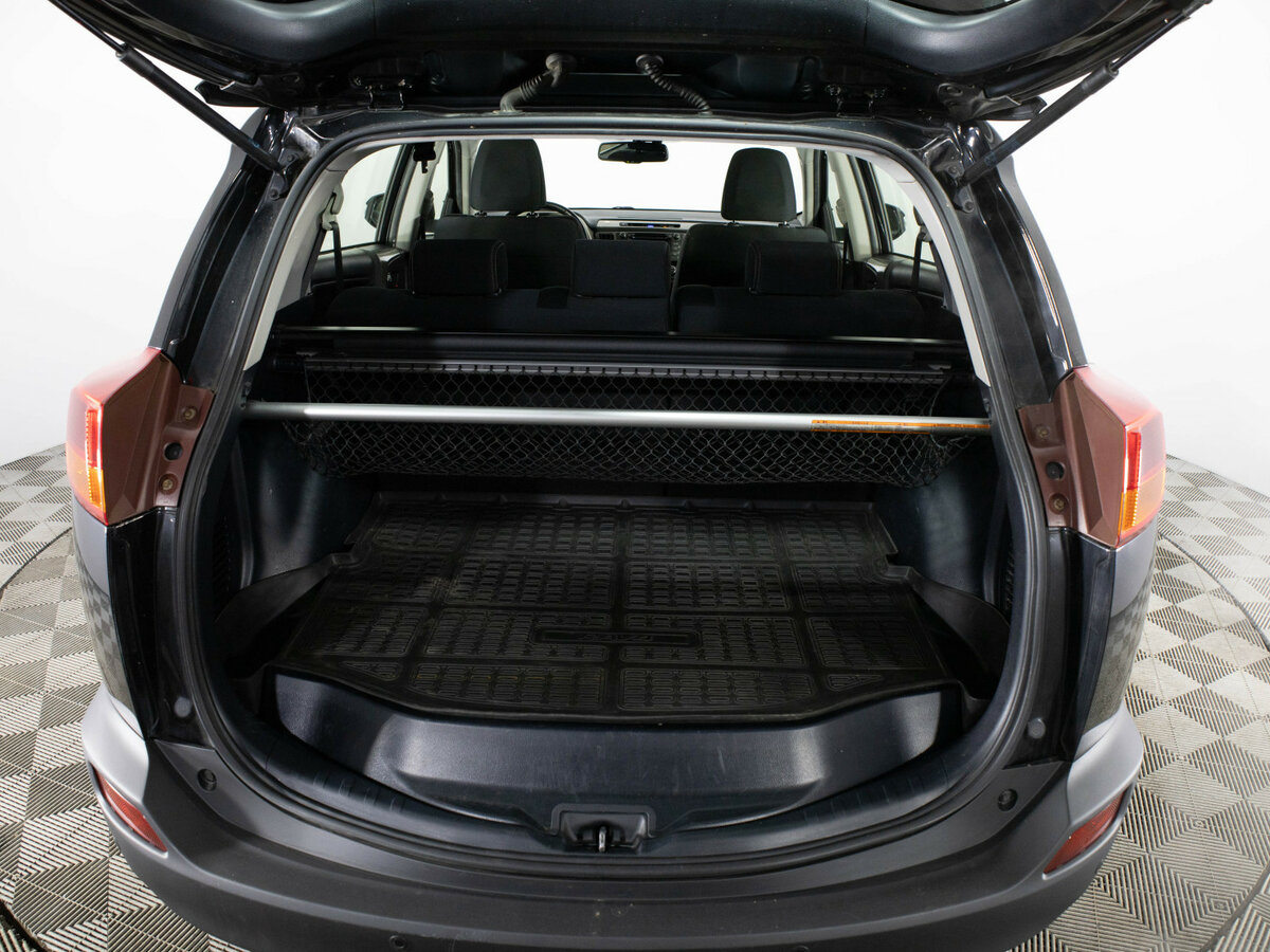 Toyota RAV4 2013 года с пробегом. Фото: #8