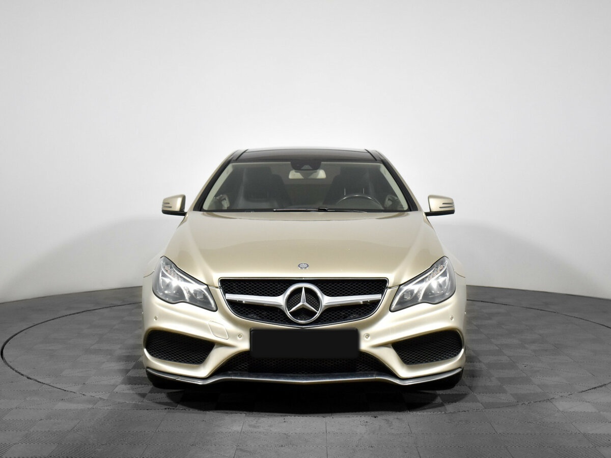 Mercedes-Benz E-Класс 2016 года с пробегом. Фото: #1